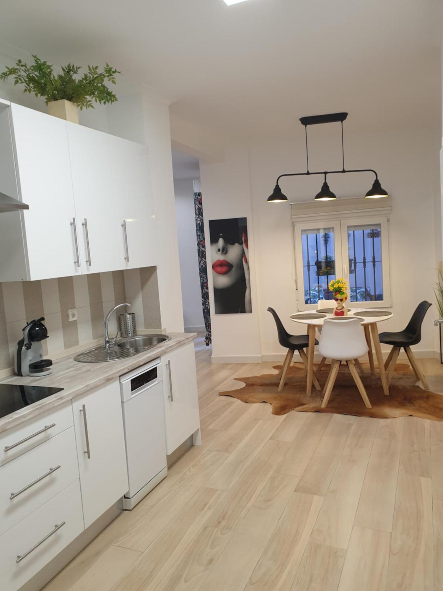 Apartamento Pepi Adults Only ซานตาโปลา ภายนอก รูปภาพ