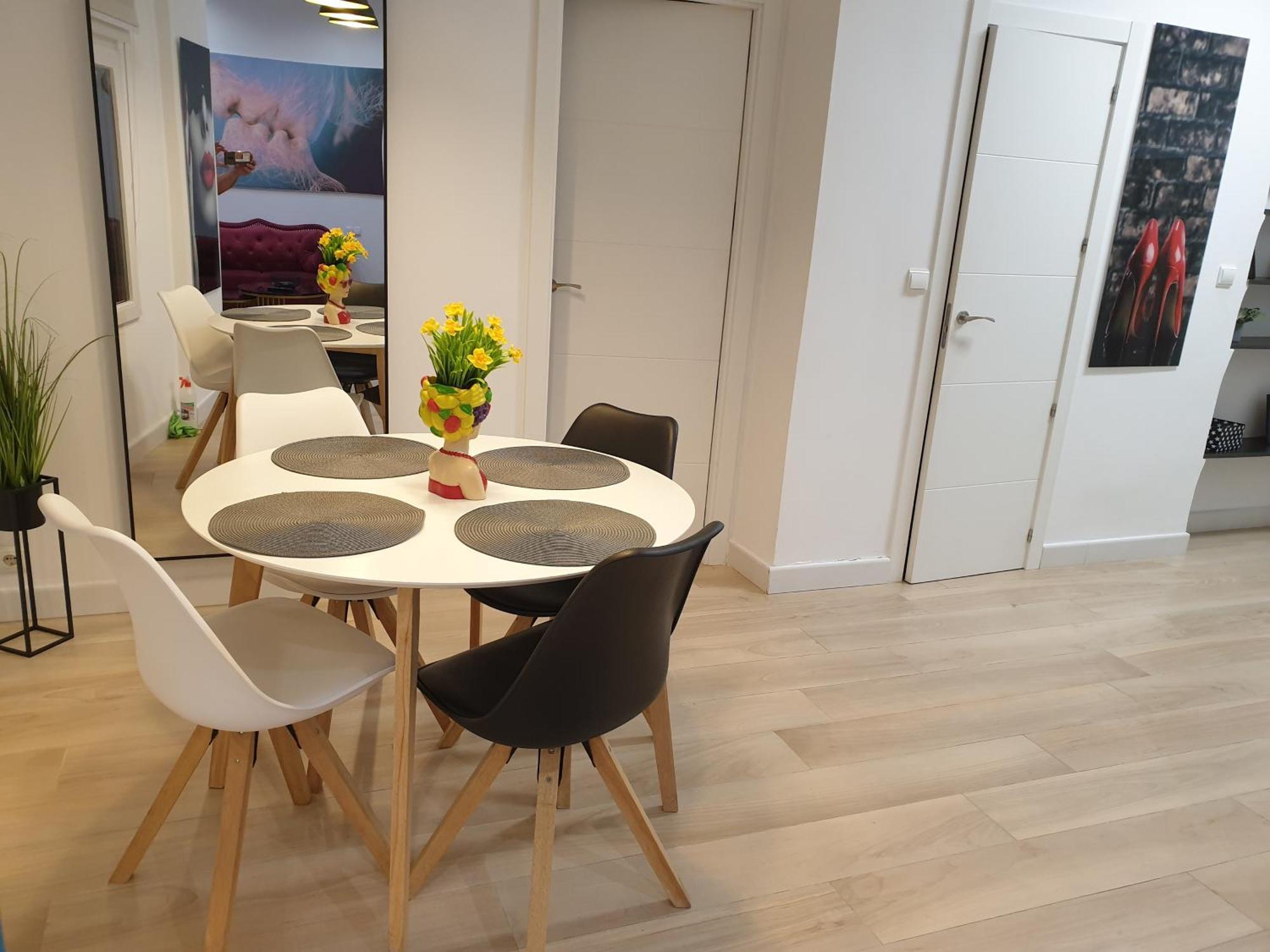 Apartamento Pepi Adults Only ซานตาโปลา ภายนอก รูปภาพ